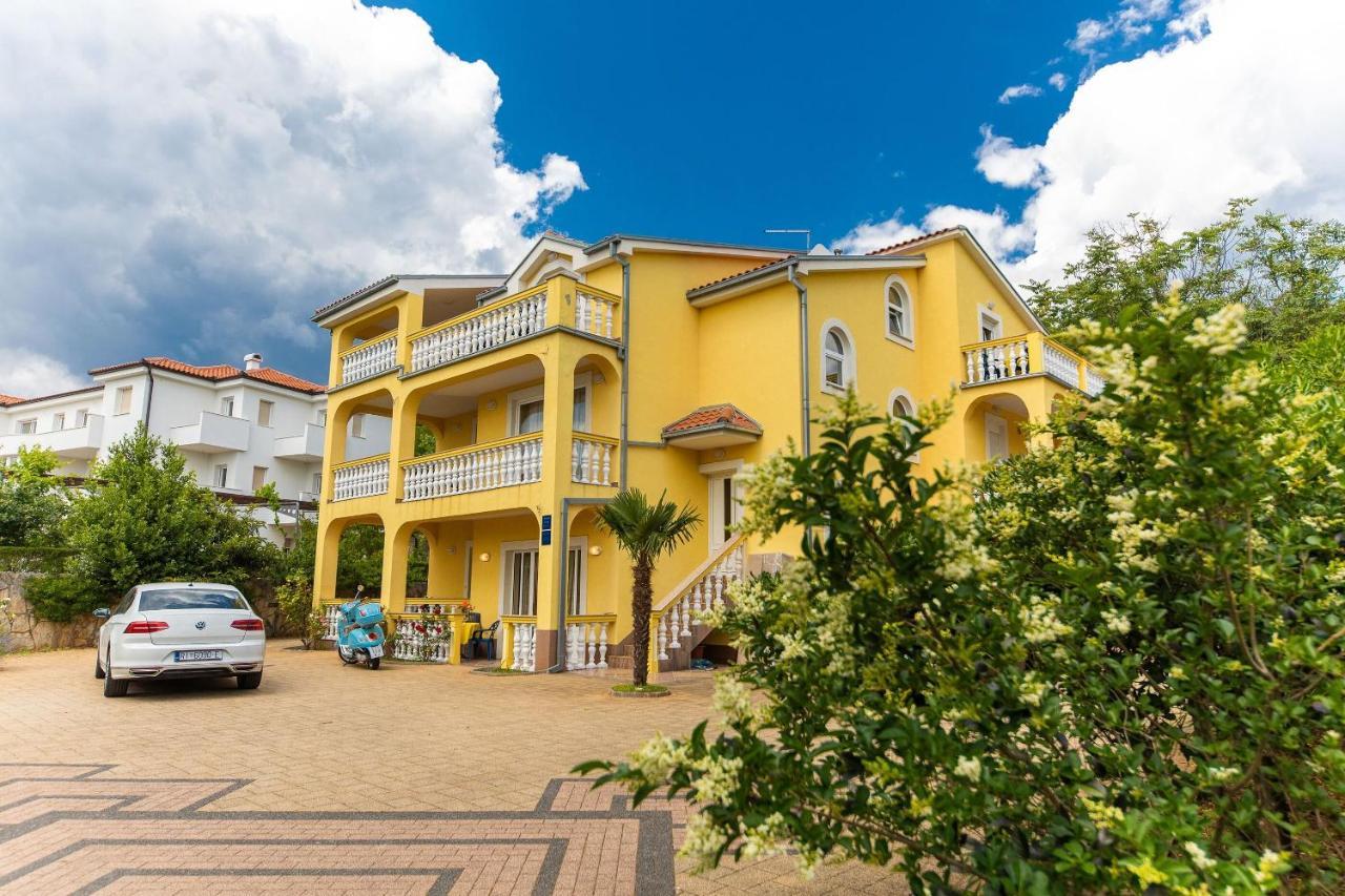 Apartments Artan Crikvenica Exterior foto