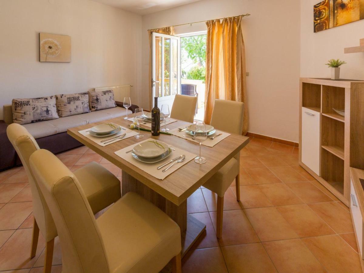 Apartments Artan Crikvenica Exterior foto